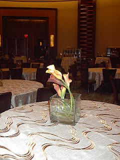 Mango calla lilies flower arrangment, convention flower designs, exhibit displays, trade show decor