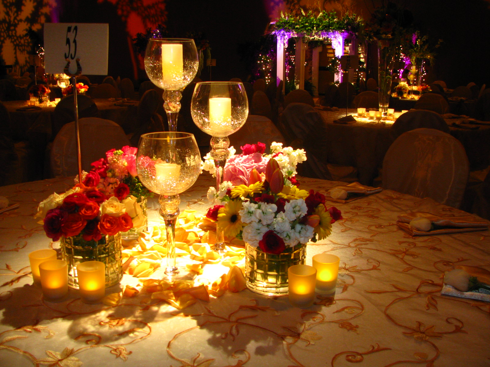 Flowers at Mandalay Bay Special Event, Flowers for Corporate Dinner Dance in Las Vegas, Flowers in Las Vegas at Mandalay Bay Convention Center, An Octopus's Garden Floral Design Studio Las Vegas